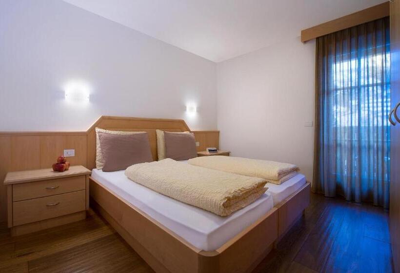 اقامتگاه Appartamenti Villa Olympia