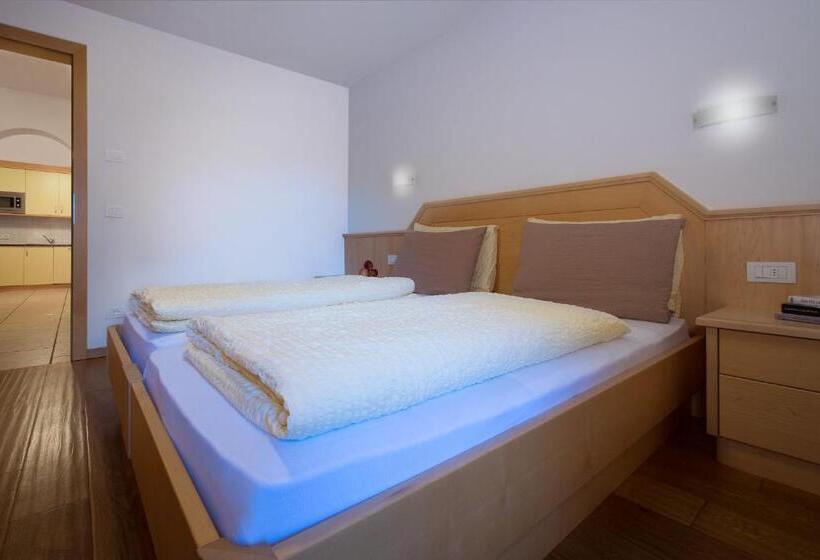 اقامتگاه Appartamenti Villa Olympia