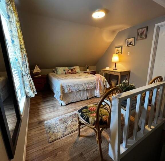 مبيت وإفطار Adams Inn