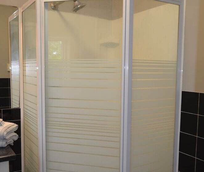 مبيت وإفطار Adams Inn