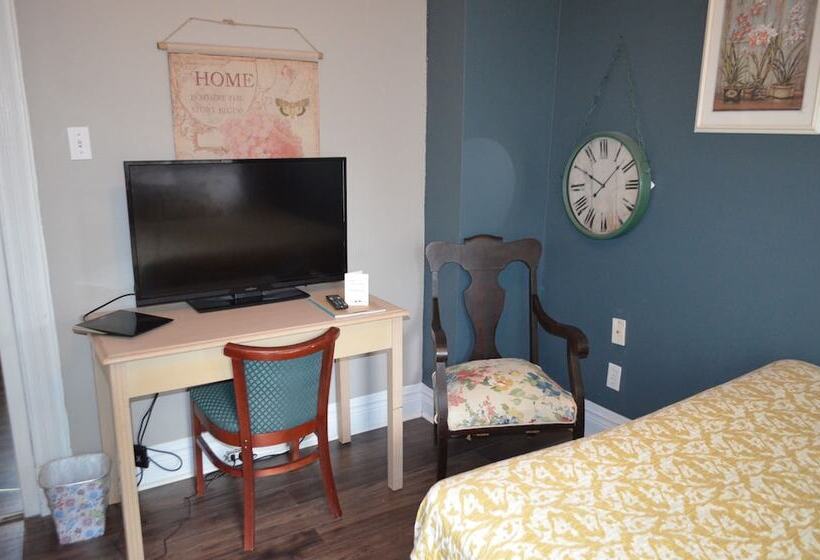 مبيت وإفطار Adams Inn