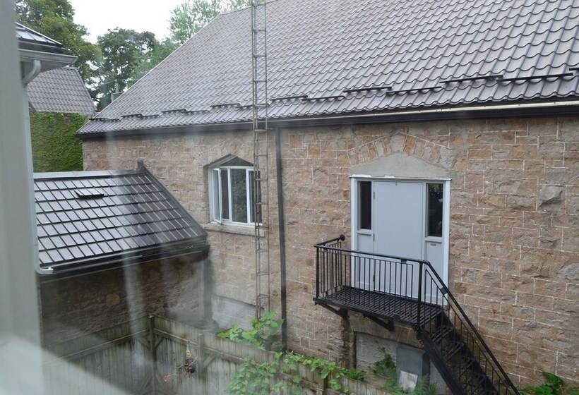 مبيت وإفطار Adams Inn