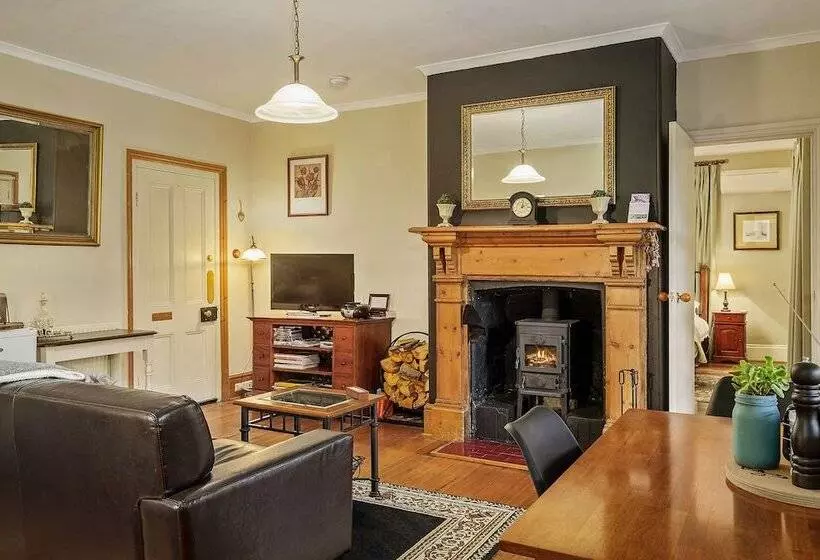 Aamiaismajoitus (B&B) Crabtree House