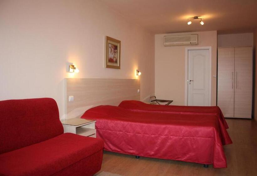 בית מלון כפרי Acropolis