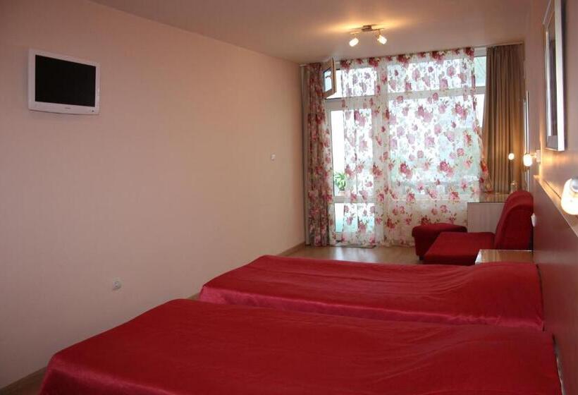 בית מלון כפרי Acropolis