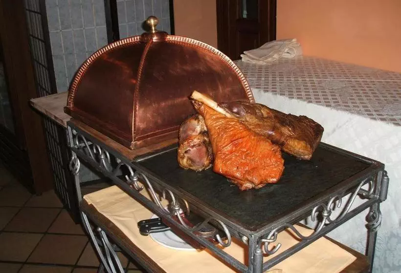 Hotelli Albergo Michieletto