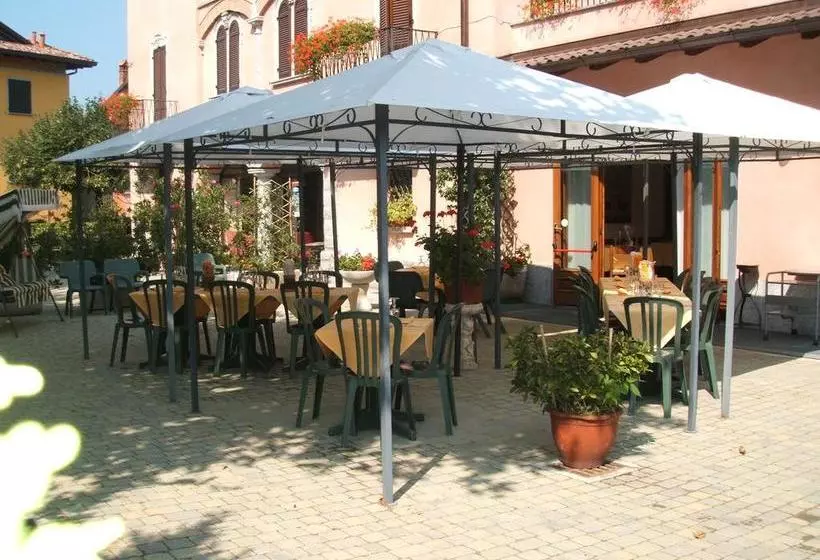 Hotelli Albergo Michieletto