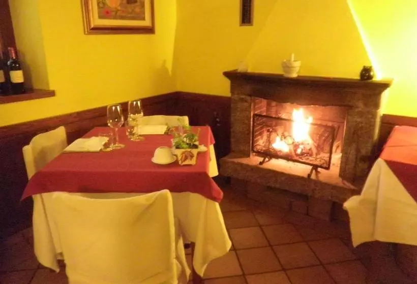 Hotelli Albergo Michieletto