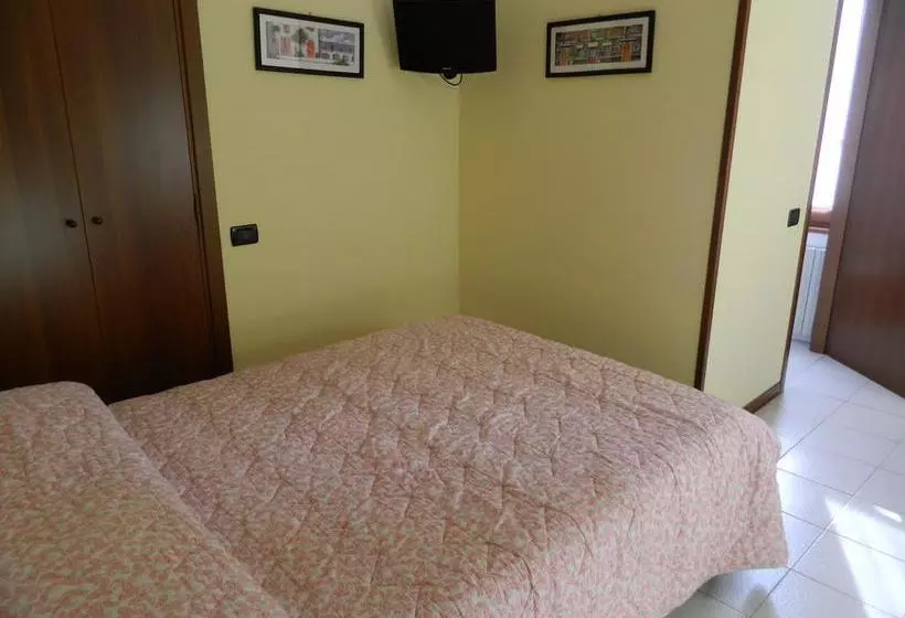 Hotelli Albergo Michieletto