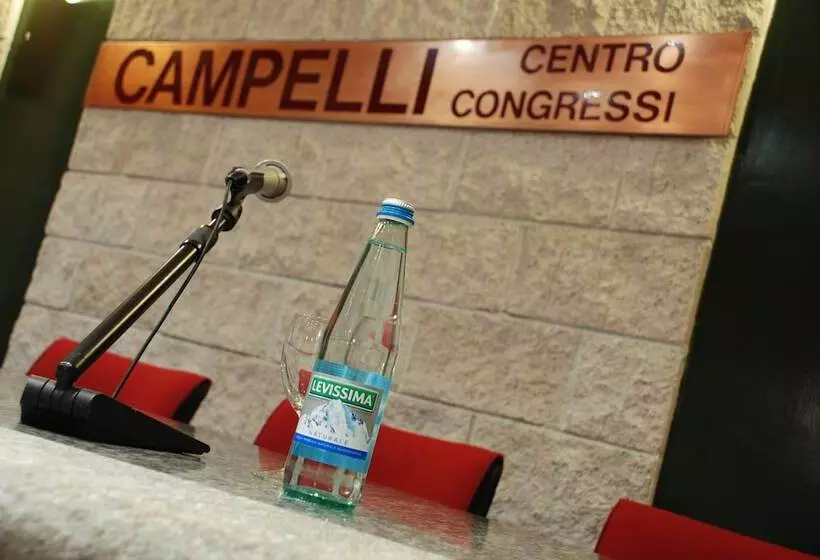 ホテル Campelli
