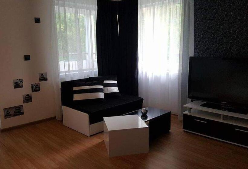 酒店 Escape Shumen