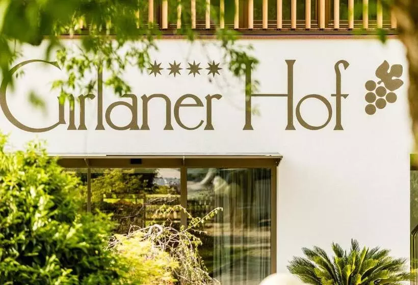 Hotelli Girlanerhof