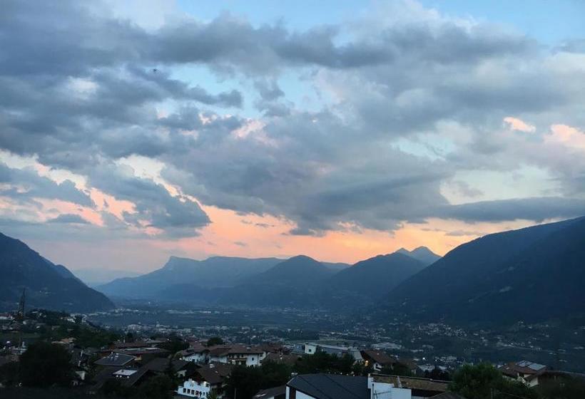 בית מלון כפרי Ortler