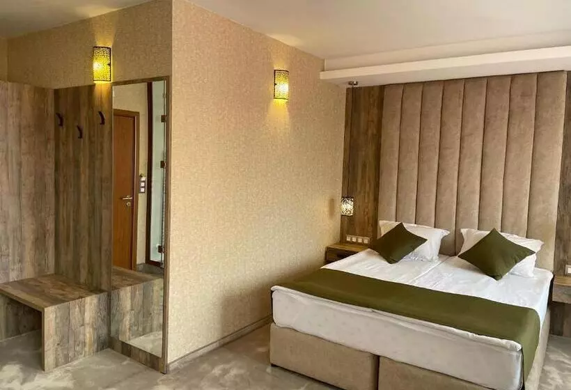 Hotelli Paradise Spa