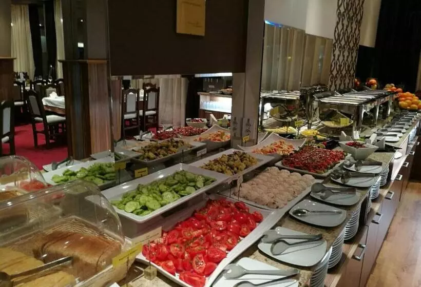Hotelli Paradise Spa