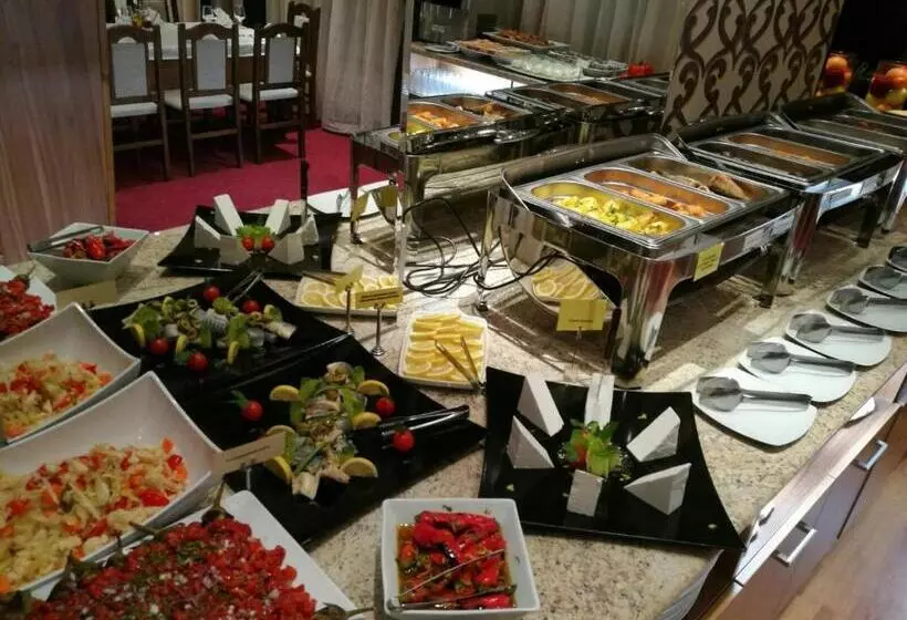 Hotelli Paradise Spa