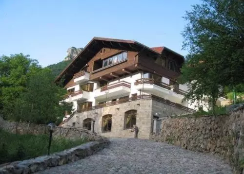 ホテル Villa Cherven