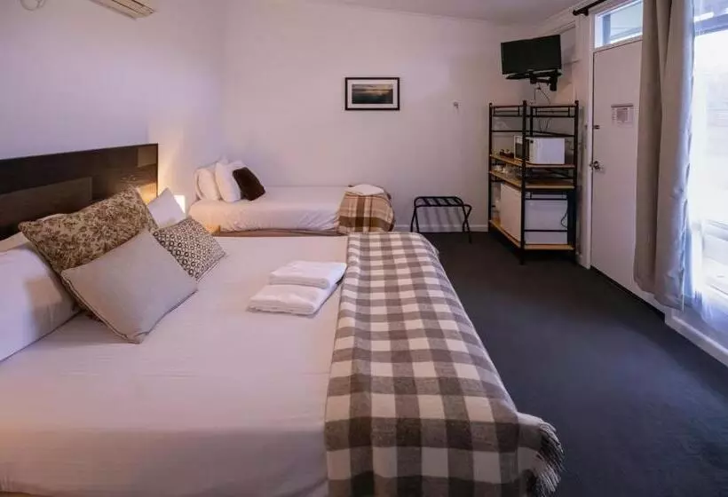 Meeniyan Motel