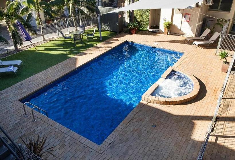 モーテル Moonlight Bay Apartments