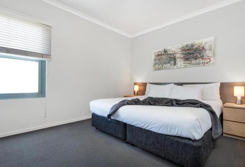 モーテル Moonlight Bay Apartments