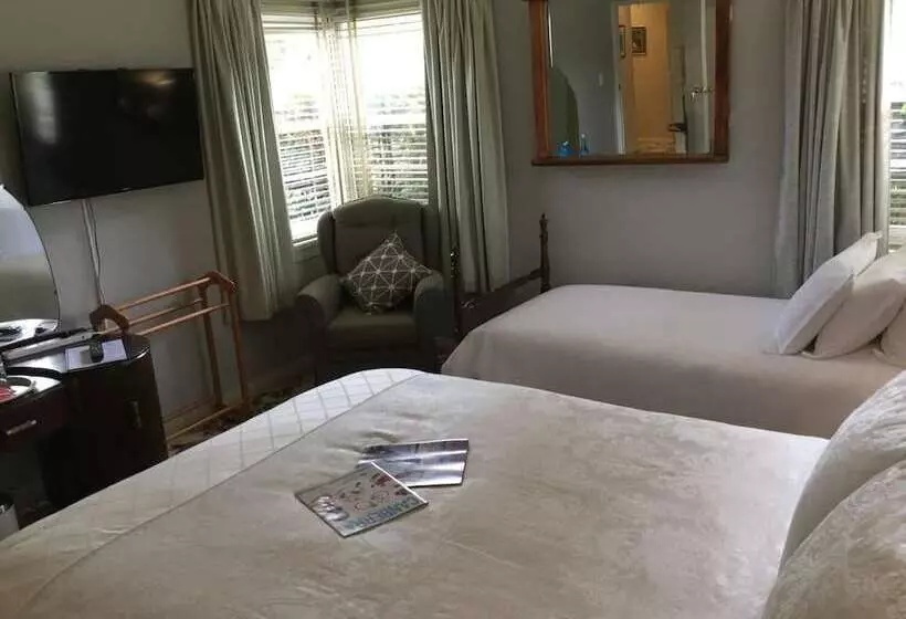 The Evergreen B&b