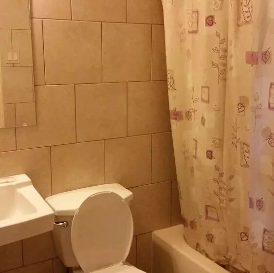 Traveller S Choice Motel