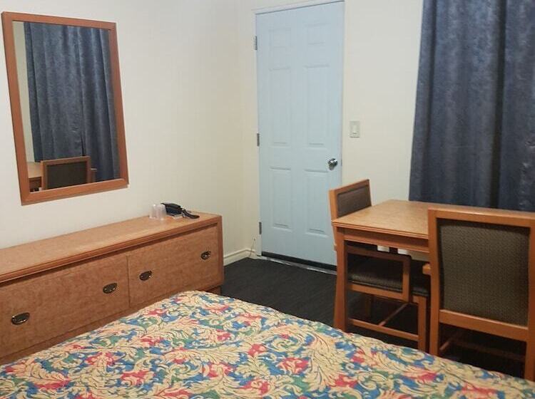 Traveller S Choice Motel