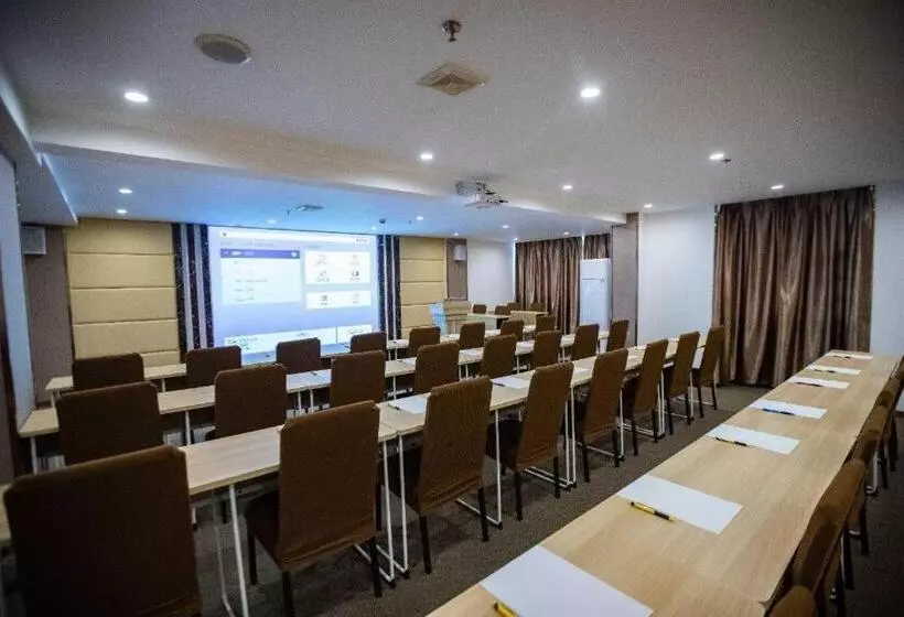 Hanting Hotel Qingyuan Lianjiang Road