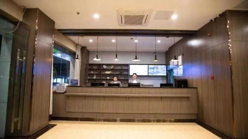 Hanting Hotel Qingyuan Lianjiang Road