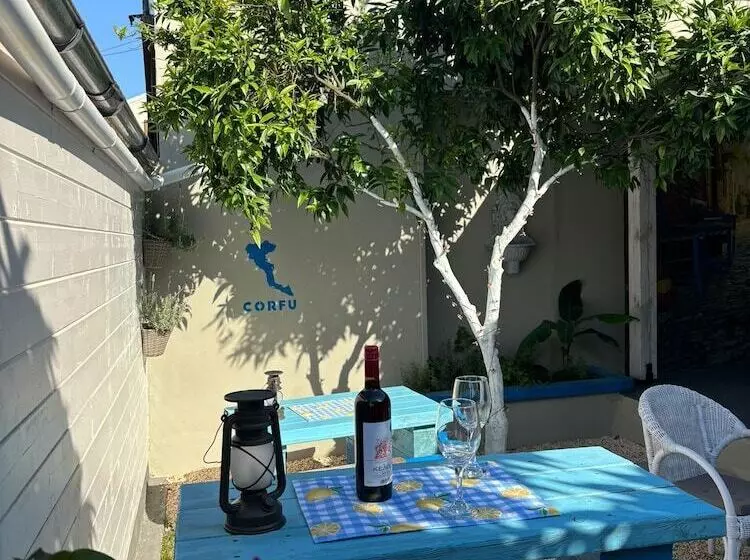 Aamiaismajoitus (B&B) Via Polonia   Boutique Studios Corfu