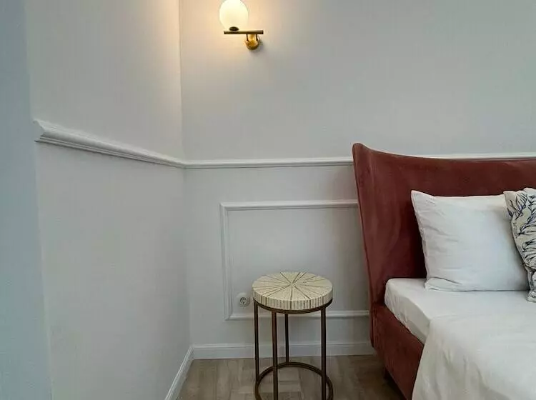 Aamiaismajoitus (B&B) Via Polonia   Boutique Studios Corfu