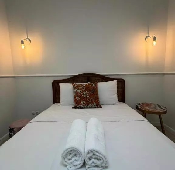 Aamiaismajoitus (B&B) Via Polonia   Boutique Studios Corfu