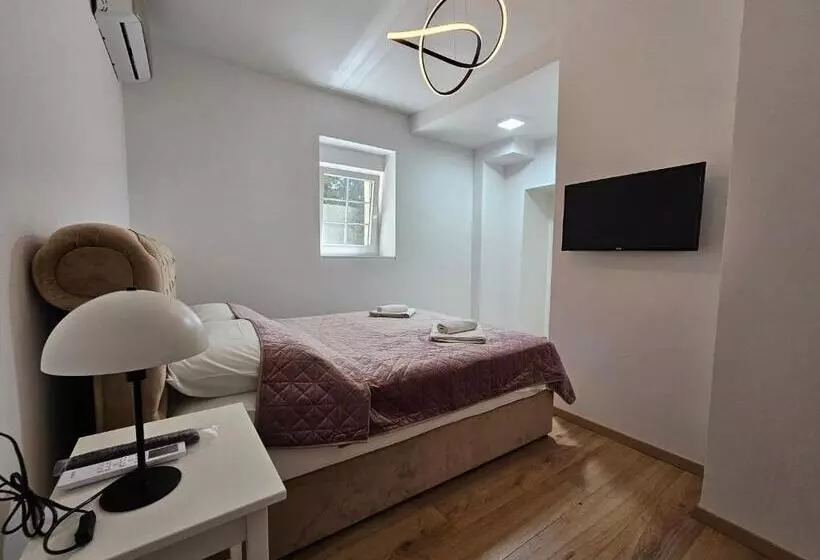 Aamiaismajoitus (B&B) Villa Gaj