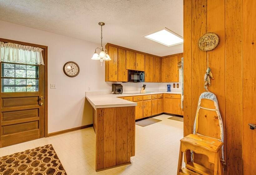 Cedar Mountain Cabin, 2 Mi To Dupont State Forest!