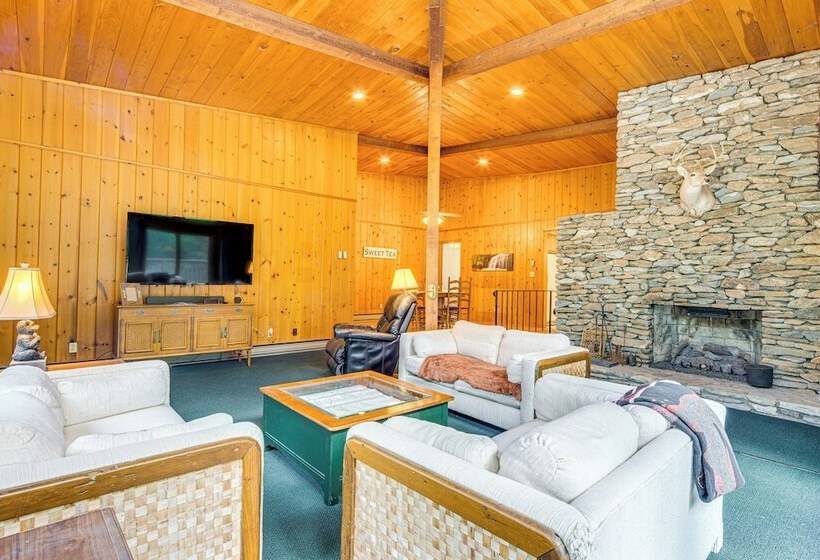 Cedar Mountain Cabin, 2 Mi To Dupont State Forest!