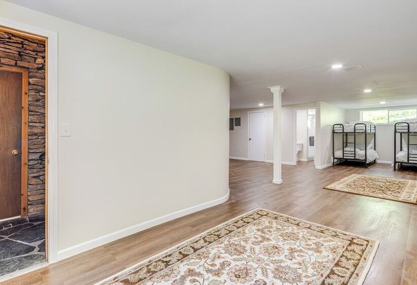 Cedar Mountain Cabin, 2 Mi To Dupont State Forest!