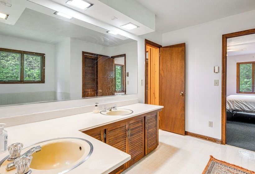 Cedar Mountain Cabin, 2 Mi To Dupont State Forest!