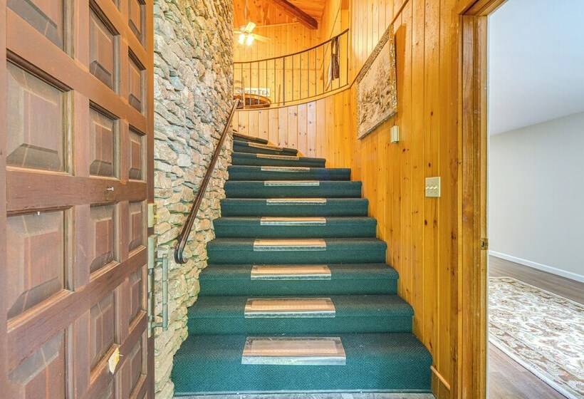 Cedar Mountain Cabin, 2 Mi To Dupont State Forest!