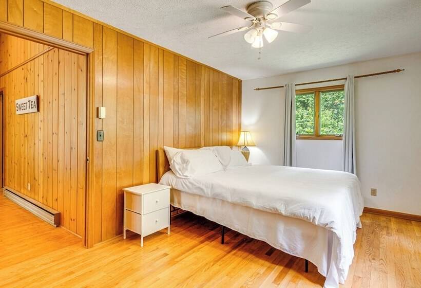 Cedar Mountain Cabin, 2 Mi To Dupont State Forest!