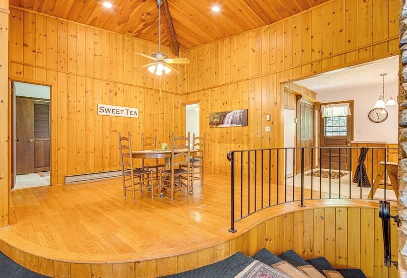 Cedar Mountain Cabin, 2 Mi To Dupont State Forest!