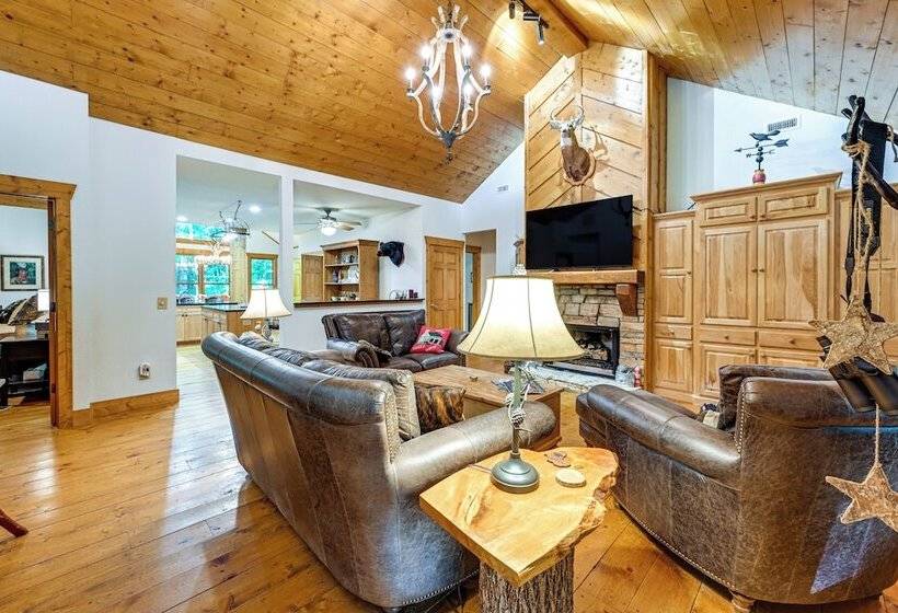 Creekside Lodge ~ 4 Mi To Sapphire Valley Resort!