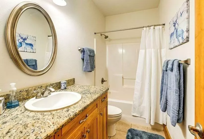 Creekside Lodge ~ 4 Mi To Sapphire Valley Resort!