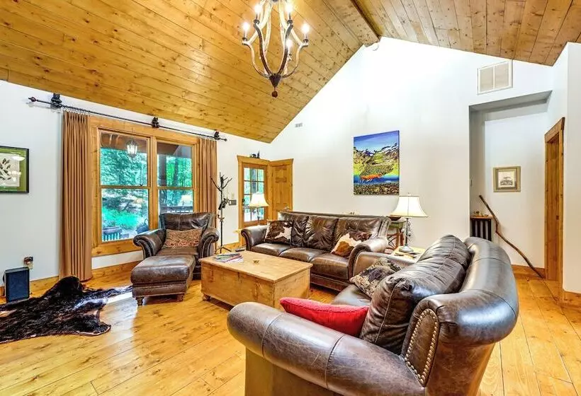 Creekside Lodge ~ 4 Mi To Sapphire Valley Resort!