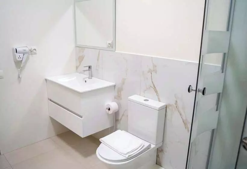 Hotelli Elegância & Carros