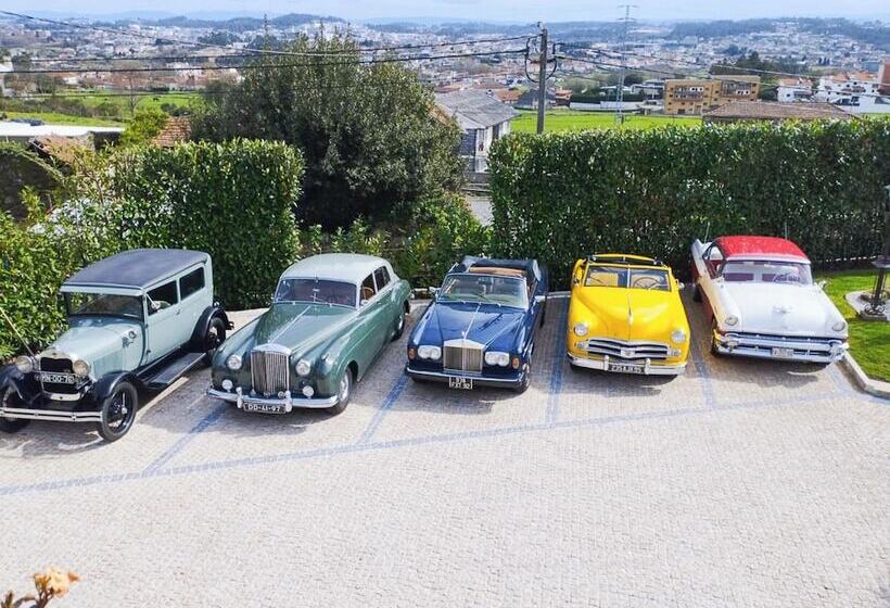 هتل Elegância & Carros