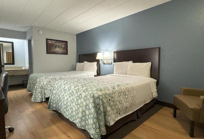 فندق Hometowne Studios By Red Roof Danville, Pa