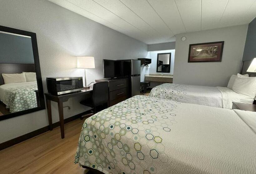 فندق Hometowne Studios By Red Roof Danville, Pa