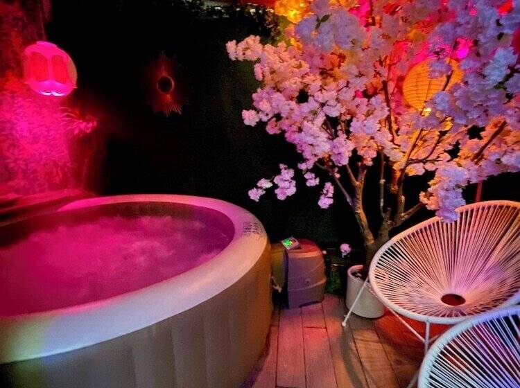 酒店 La Magnifique Villa