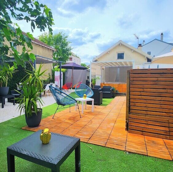 酒店 La Magnifique Villa