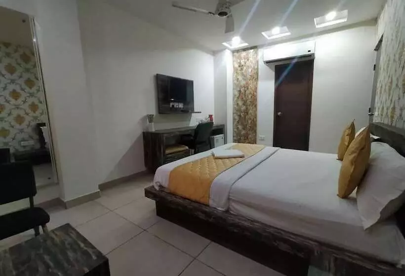 Hotel Maya Inn